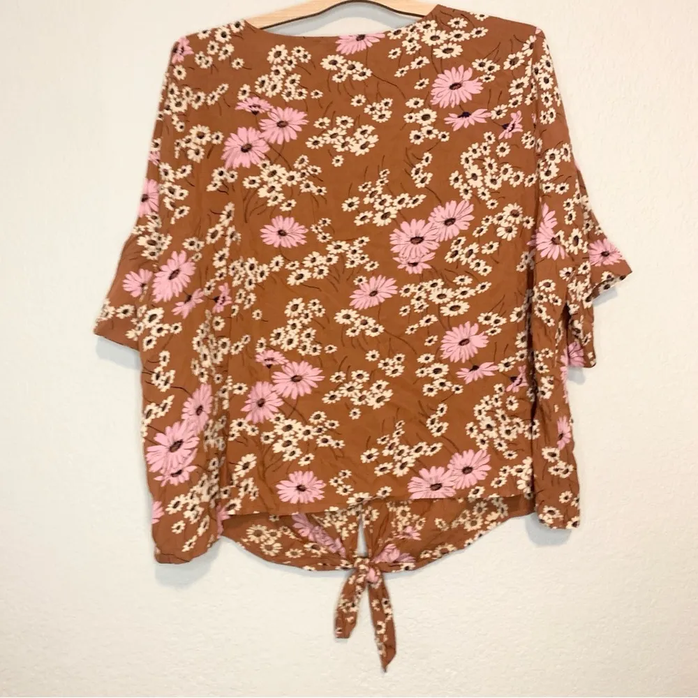 Madewell Novel Tie-Front Top in Hillside Daisies Size 3X - Image 7