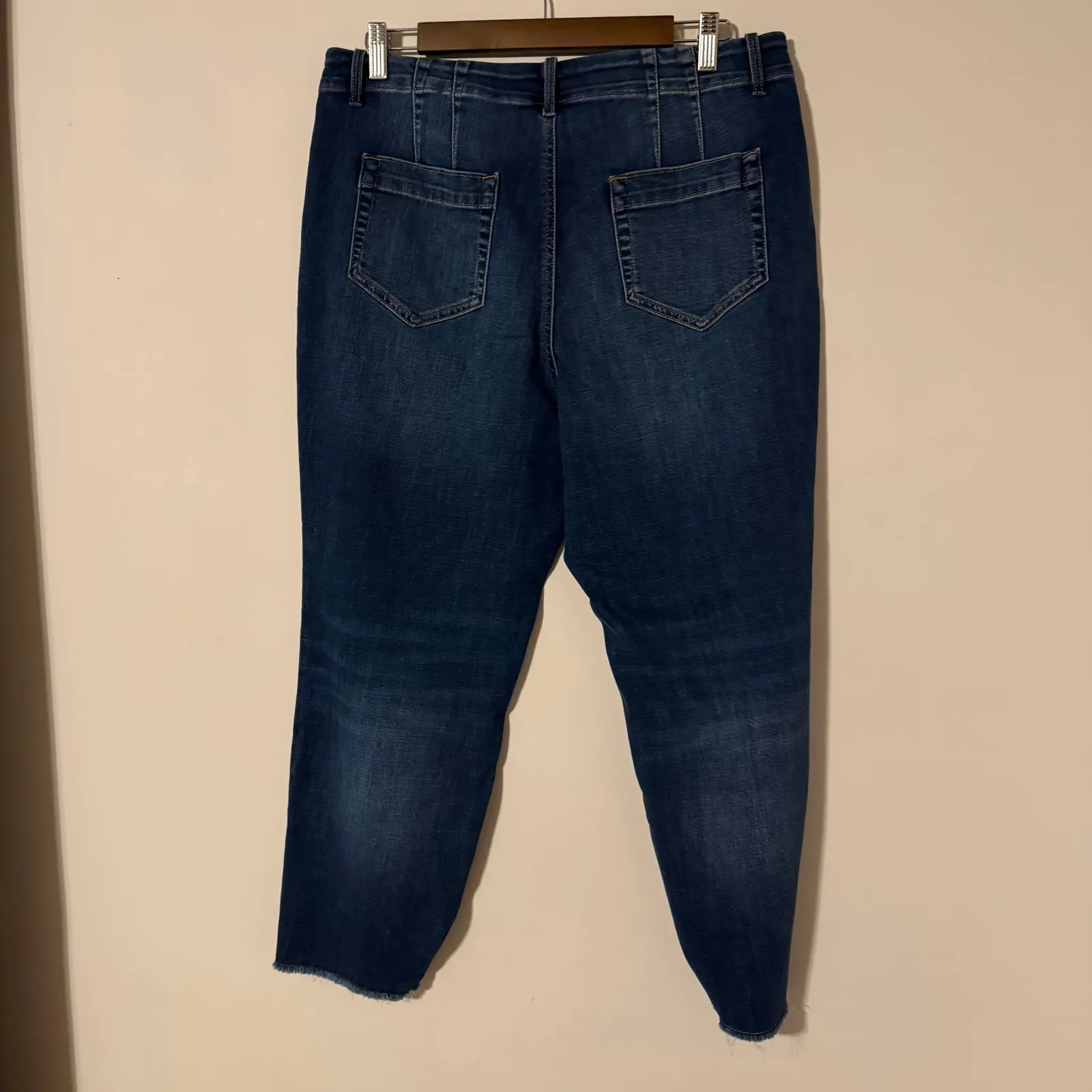 J Jill High Rise Straight Leg Jeans Medium Wash Denim Crop Jeans Size 14 petite - Image 3