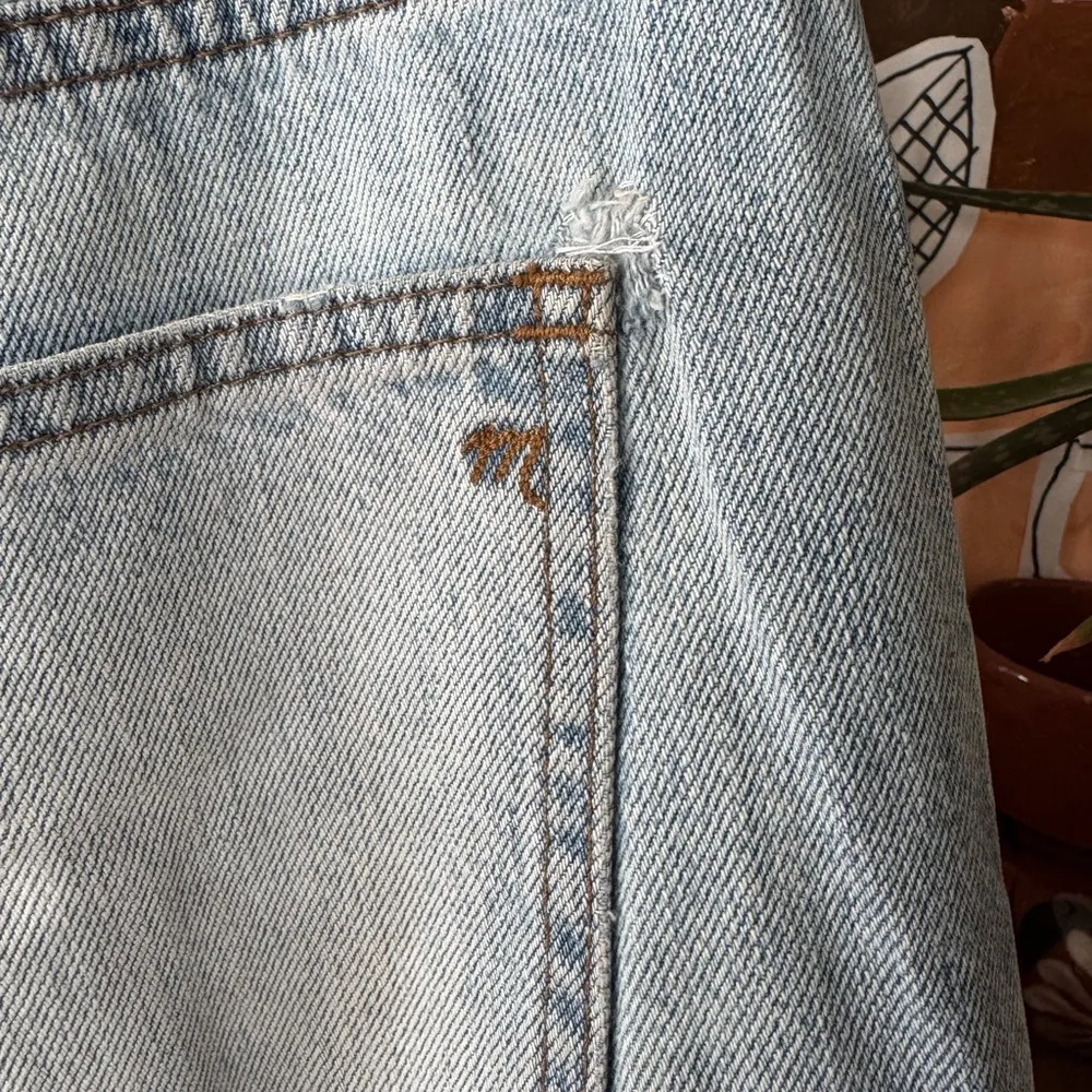 Madewell Light Wash Perfect Vintage Ripped Distressed Baggy Cuffed Jeans Size 28 - Image 8