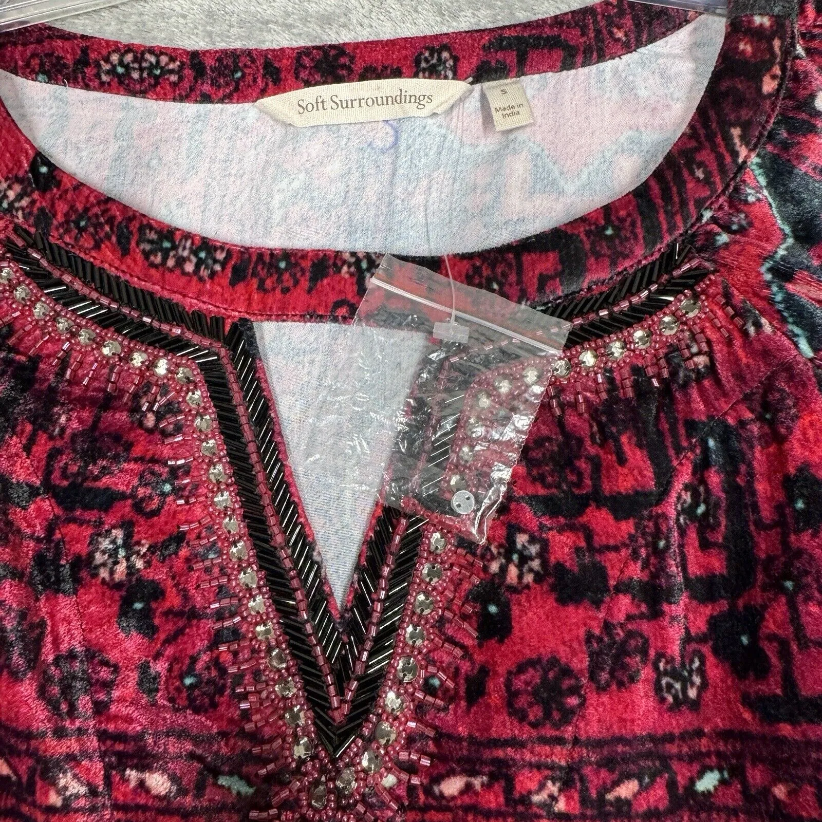 Soft Surroundings Shirt‎ Women Small Red Black Geometric Ottoman Velvet Bohemian - Image 6