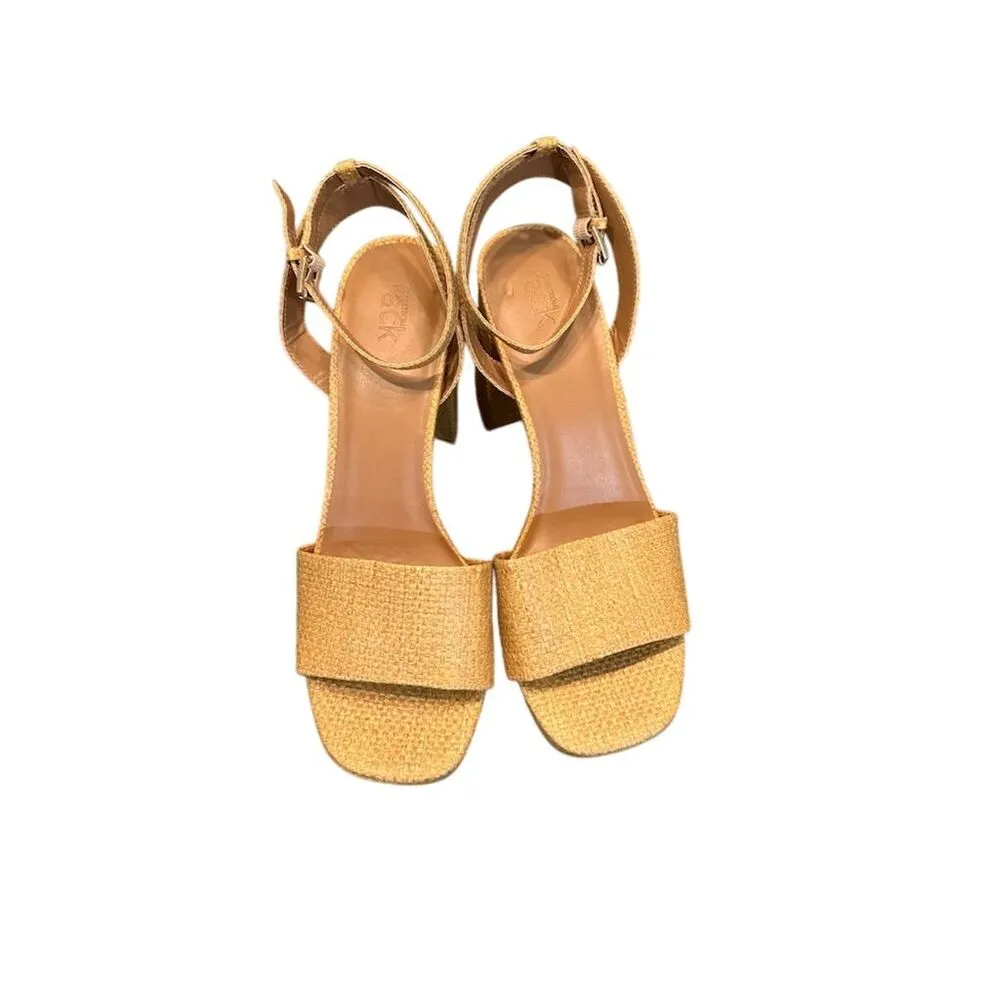 Women's Beige Raffia Sandals Size 10M Casual Summer NWOT - Image 3
