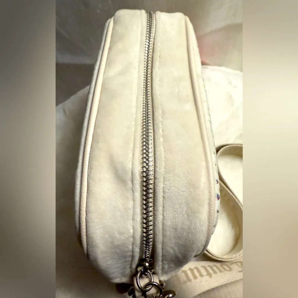 Juicy Couture NEW  White Fuzzy Camera Crossbody Bag - Image 5