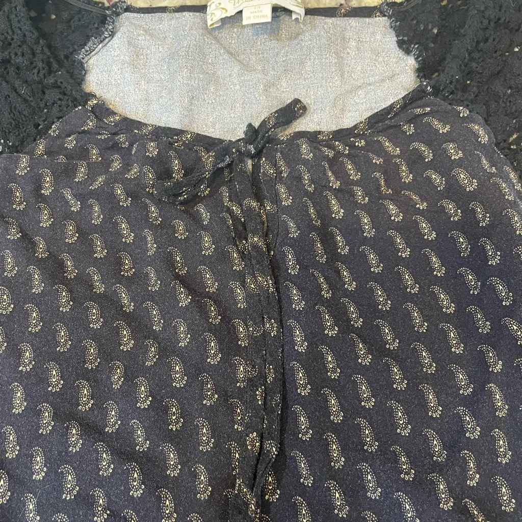 Suzanne Betro  Black and Pink Patterned Blouse - Image 3