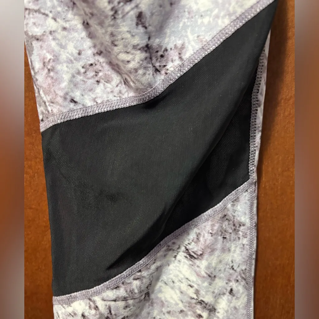 Calvin Klein Performance Moisture Wicking Crop Leggings - Image 6