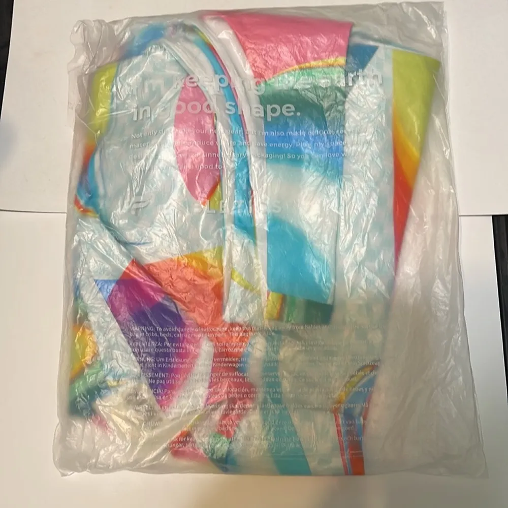 Fabletics Pride Built In Bra Tank in Carnaval Size XXL New in Package - Image 9