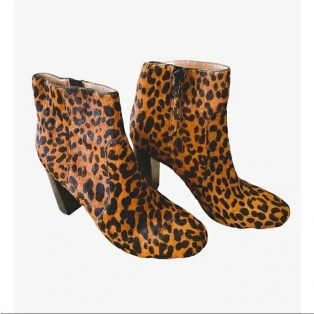 Banana Republic Trendy Cheetah Printed Block Heel Haircalf Leather Boots 6.5M - Image 3
