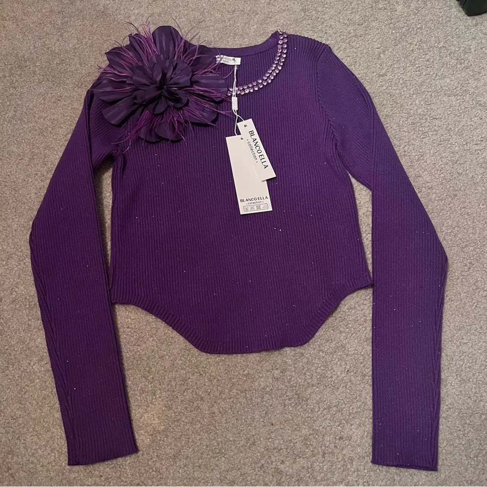 Women’s Purple Floral Rhinestone Ribbed Long Sleeve Crop Top Size XS - Image 4