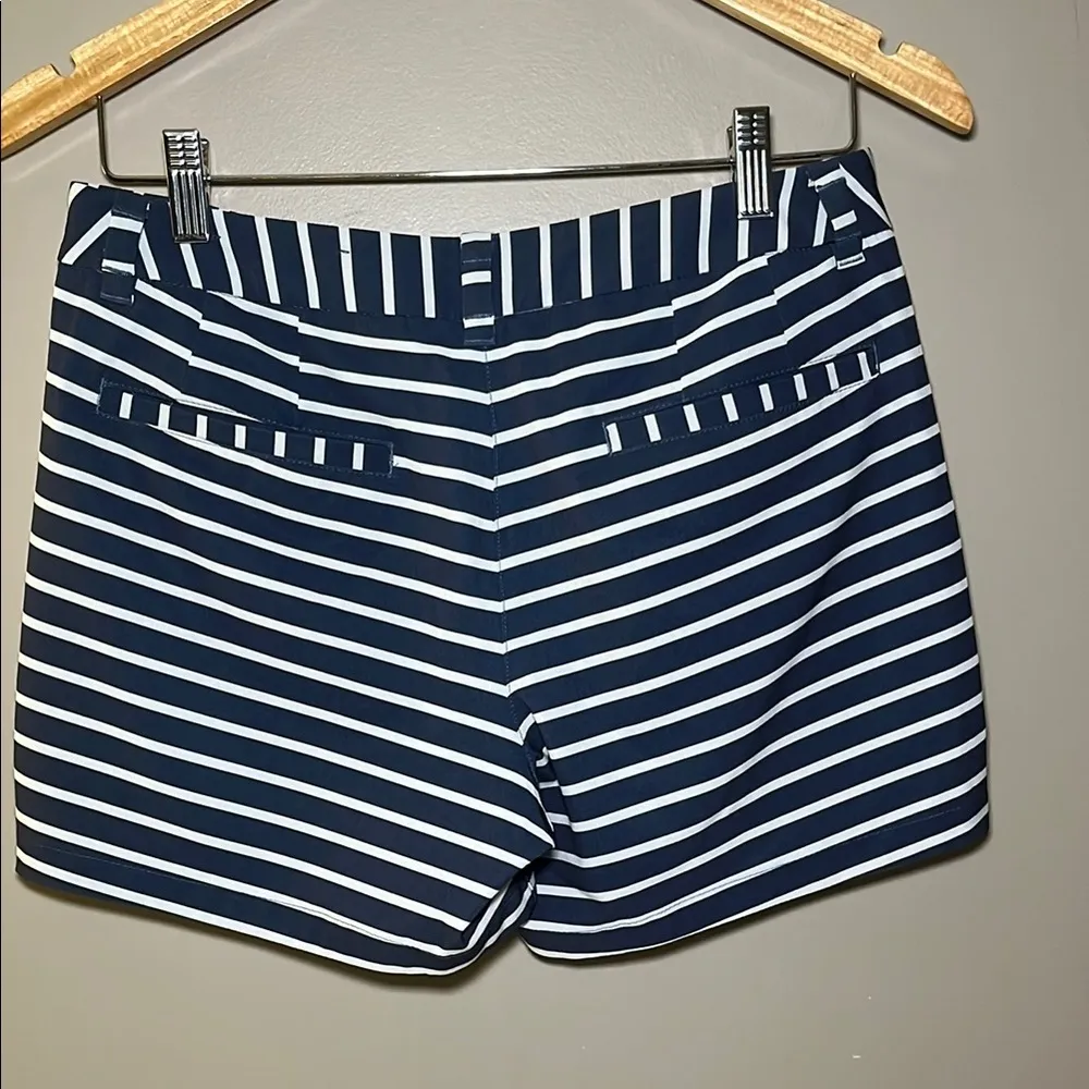 Nike Bundle Women’s Skort and Golf Shorts Size Medium - Image 5