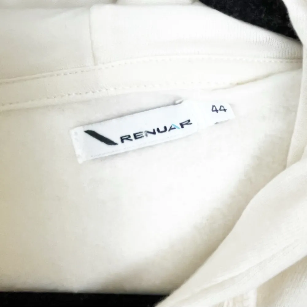 RENUAR Cream Aspen Rocky Mountains Long Sleeve Kangaroo Pocket Hoodie Sweatshirt Size undefined - Image 3