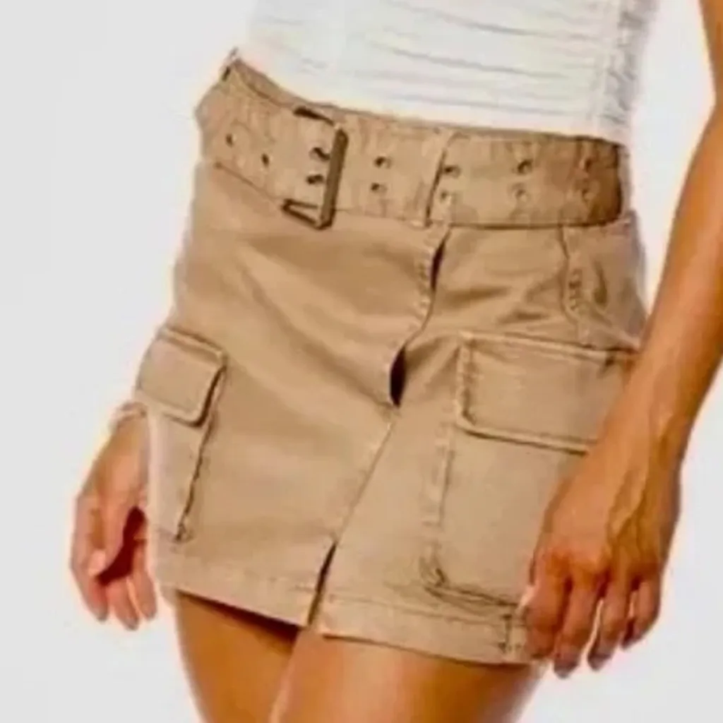 Juicy Couture Belted Cargo Mini Skirt in Nomad Brown Sz 29 NWT $98R - Image 4