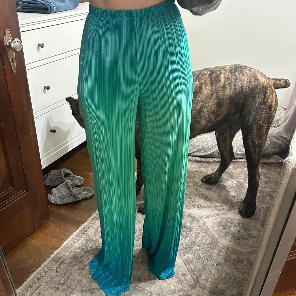 Wide leg flowy pants - Image 6