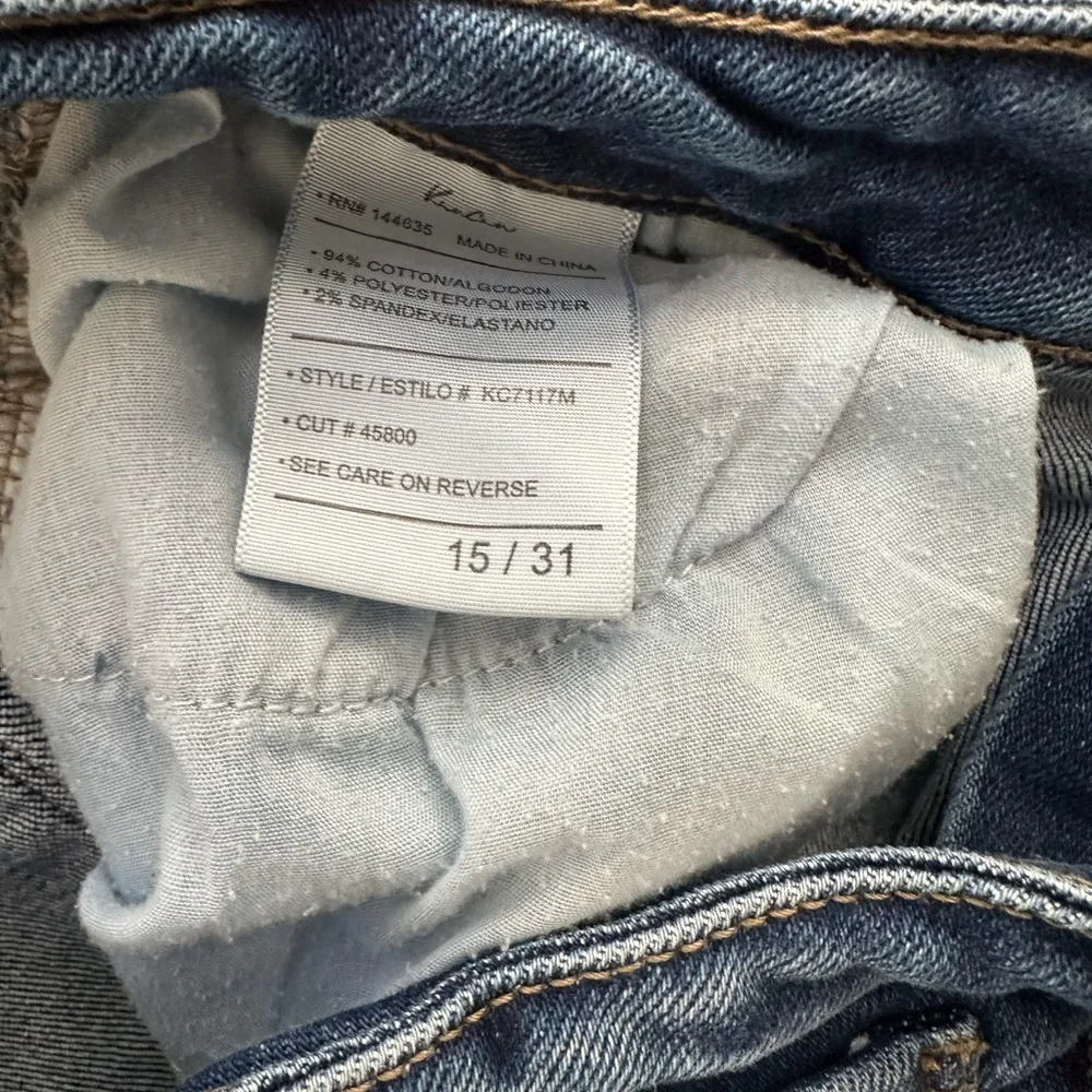 Kancan Women’s size 15/31 buttonfly Raw Hem Denim Jeans - Image 3