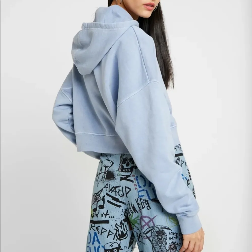 NWT BDG Slouchy Cropped Hoodie Dusty Blue Size Small - Image 12