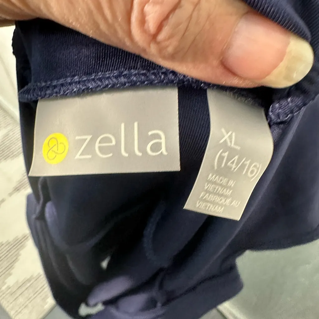 Zella Navy Blue ZipUp Hoodie Size XL NWOT - Image 8