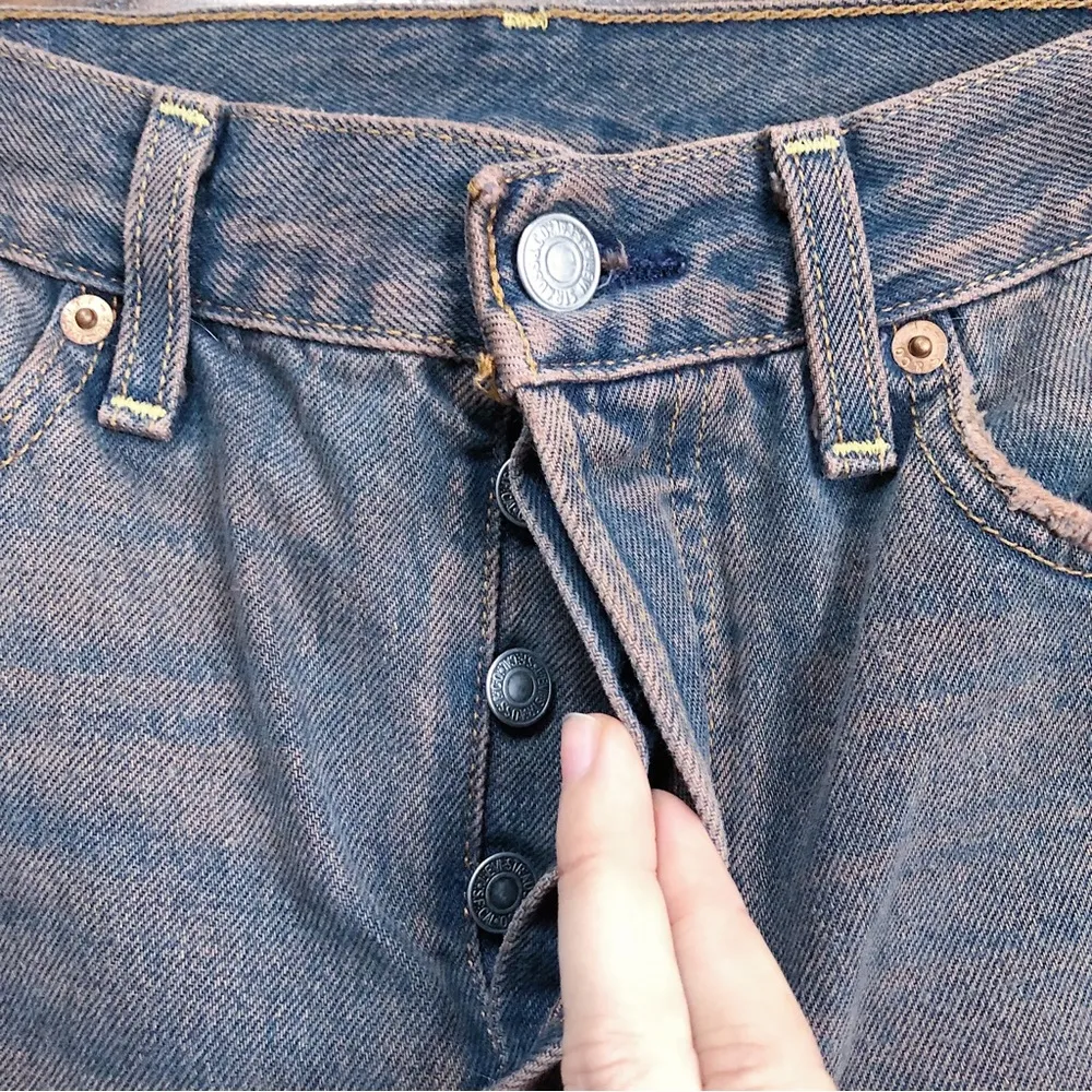 Levi’s • Wedgie Icon Jean cropped straight leg distressed dyed tinted orange - Image 8