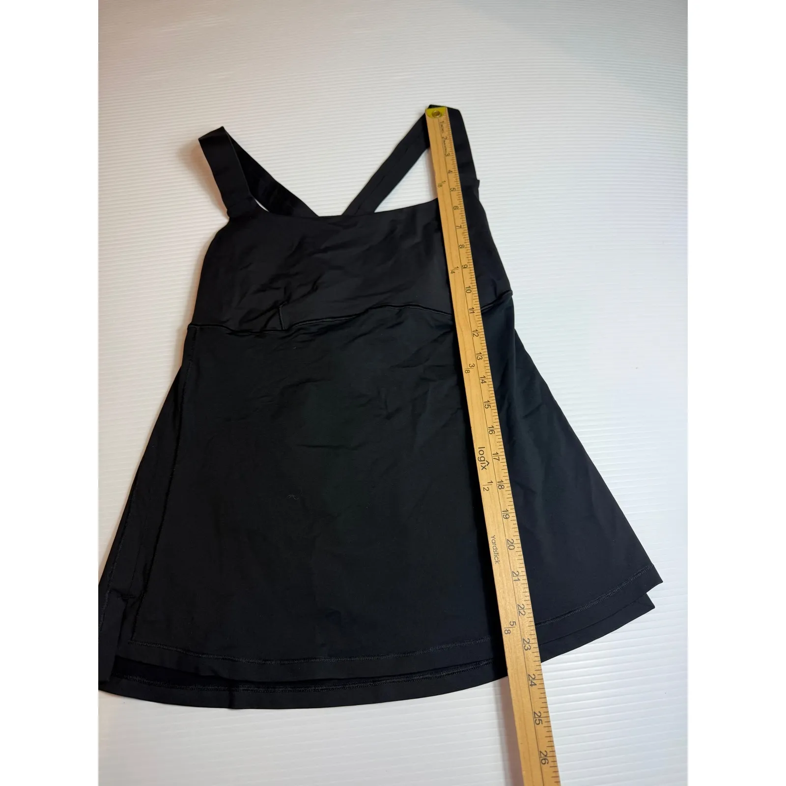 Lululemon‎ Black Athletic tank Sleeveless Cross Bac Activewear size 8 - Image 2