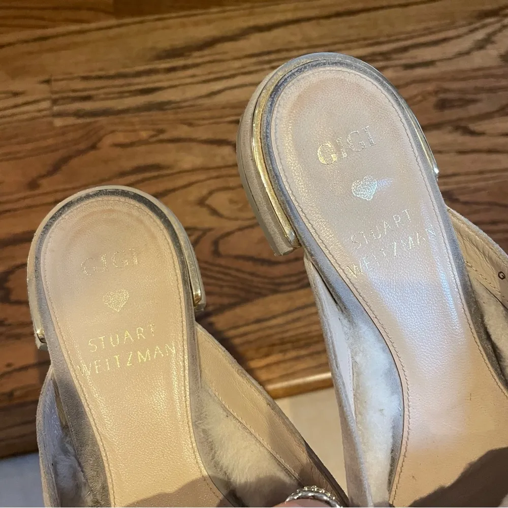 Gigi x Stuart Weitzman Stylish Gray and Red Women's Mules - Image 5