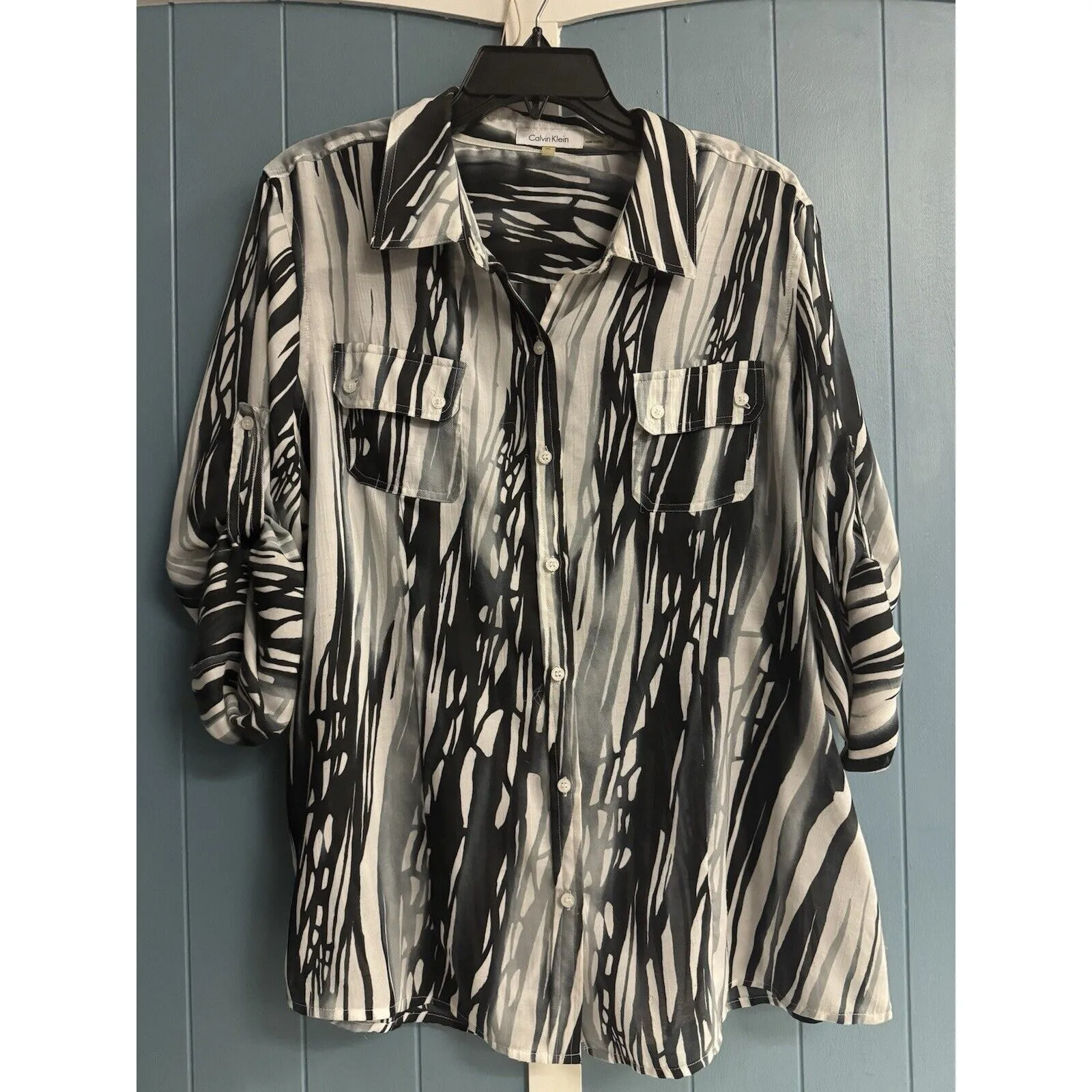 Calvin Klein Womens White Black Animal Long Sleeve Button-Up Shirt‎ Top Size M - Image 6
