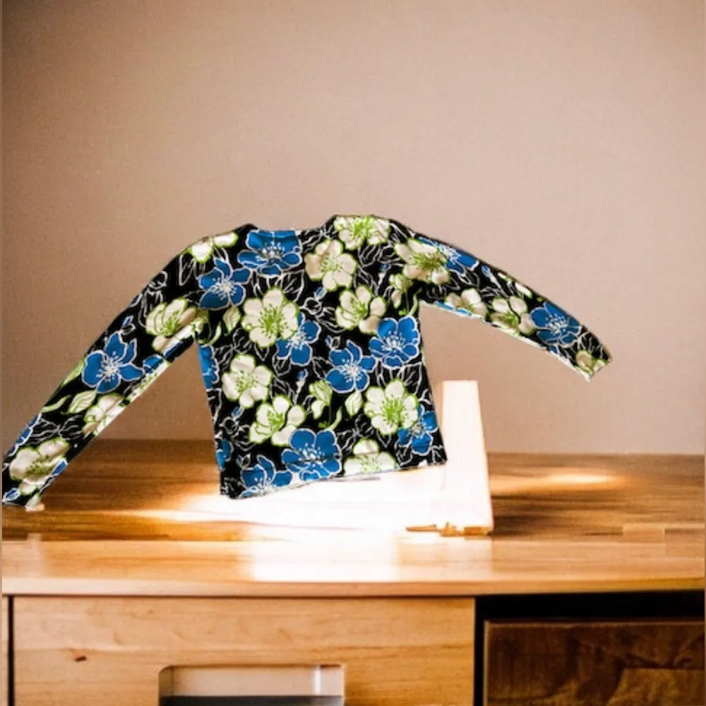 𝅺Rafaela floral multicolor sweater/ top‎ button down Cardigan size P/M - Image 5