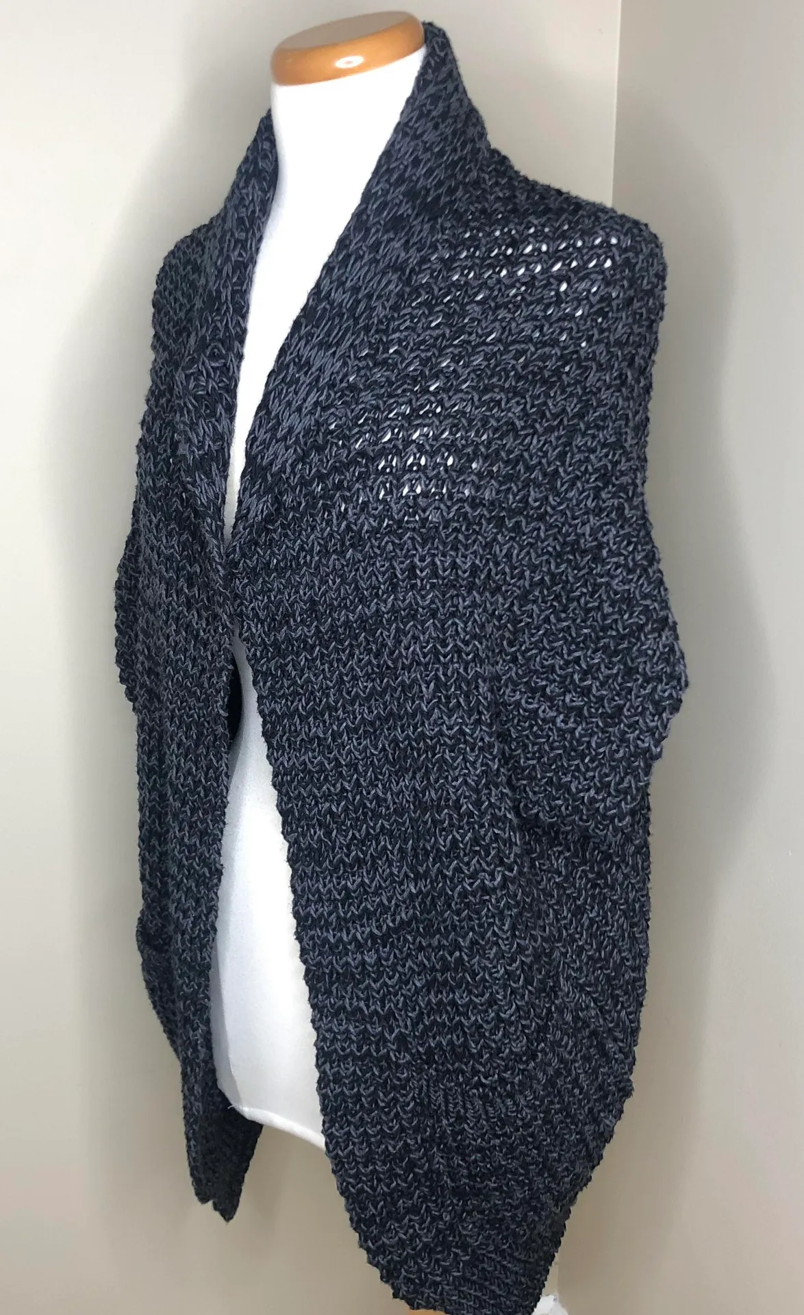 Grey Knit Shawl - Image 3