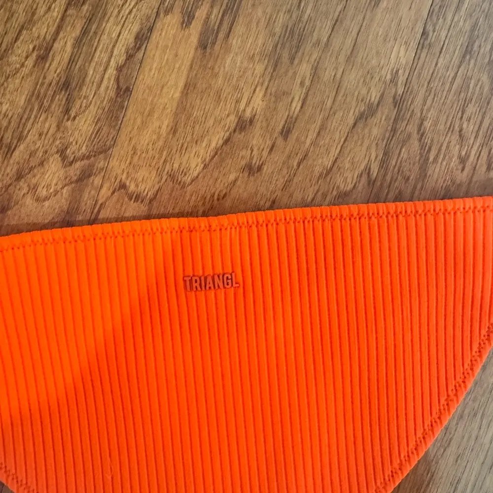 triangl swimwear Women's Orange Bikini Bottom NWOT Sz XS - Image 4