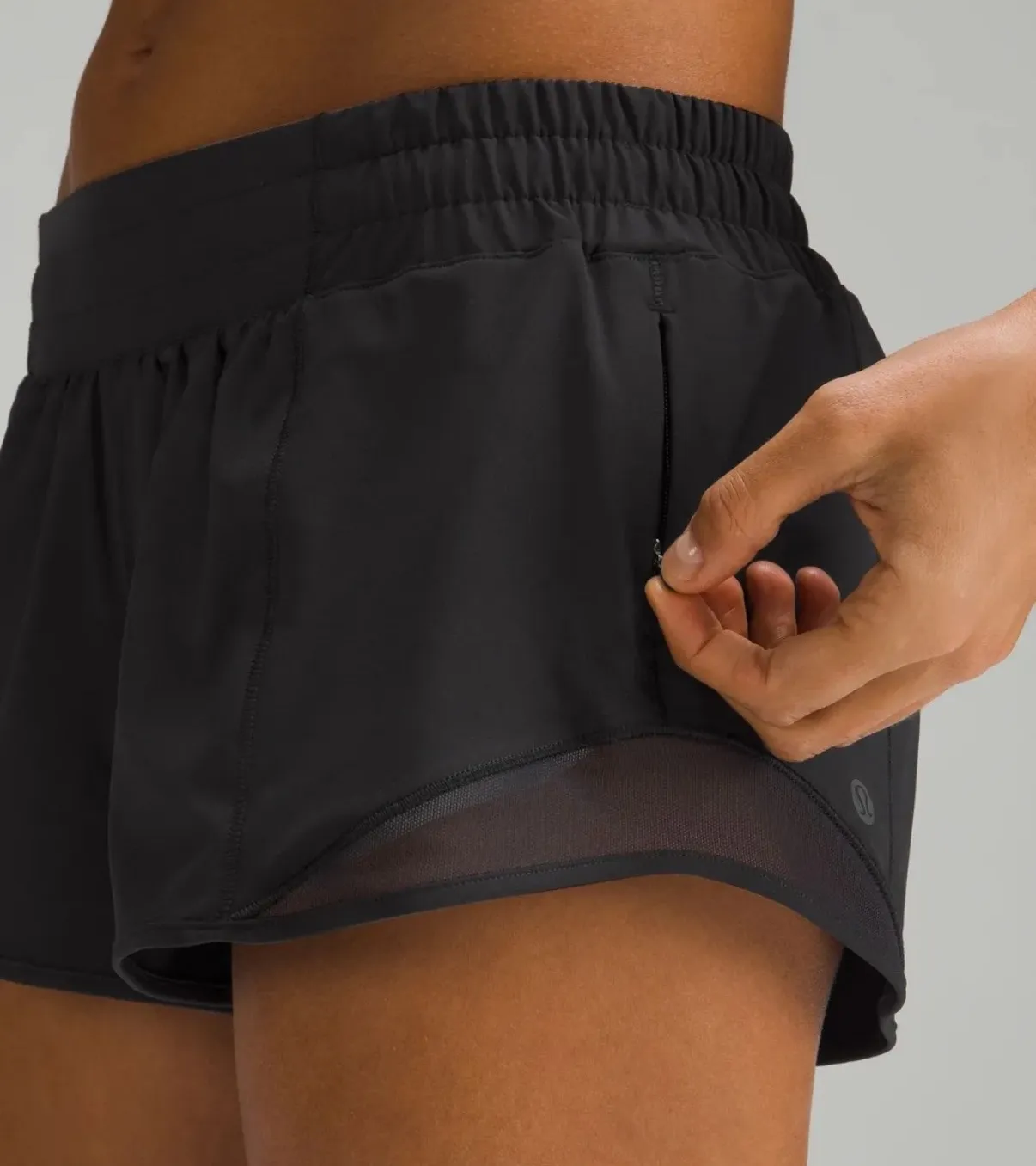 Hotty Hot Low-Rise Lined Short 2.5" - Image 3
