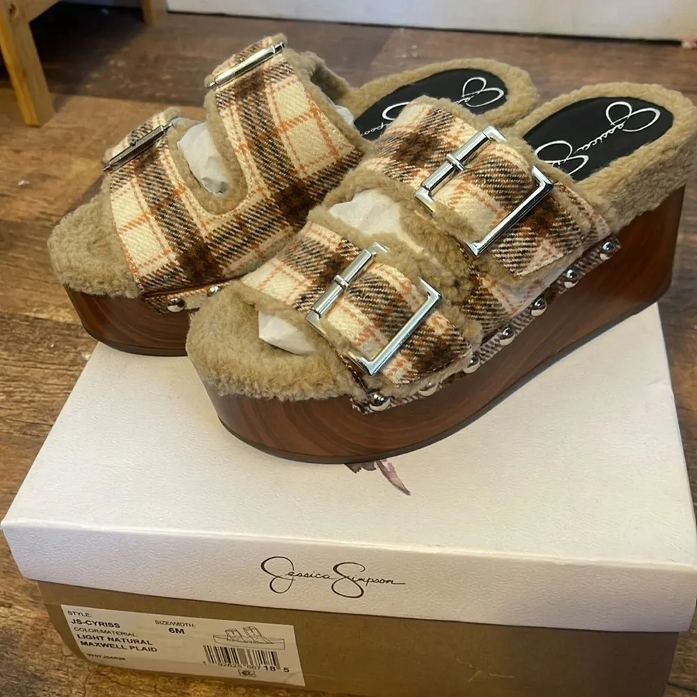 Jessica Simpson Cyriss Platform Wedge Sandal in Plaid With Buckle size 6 - Image 5