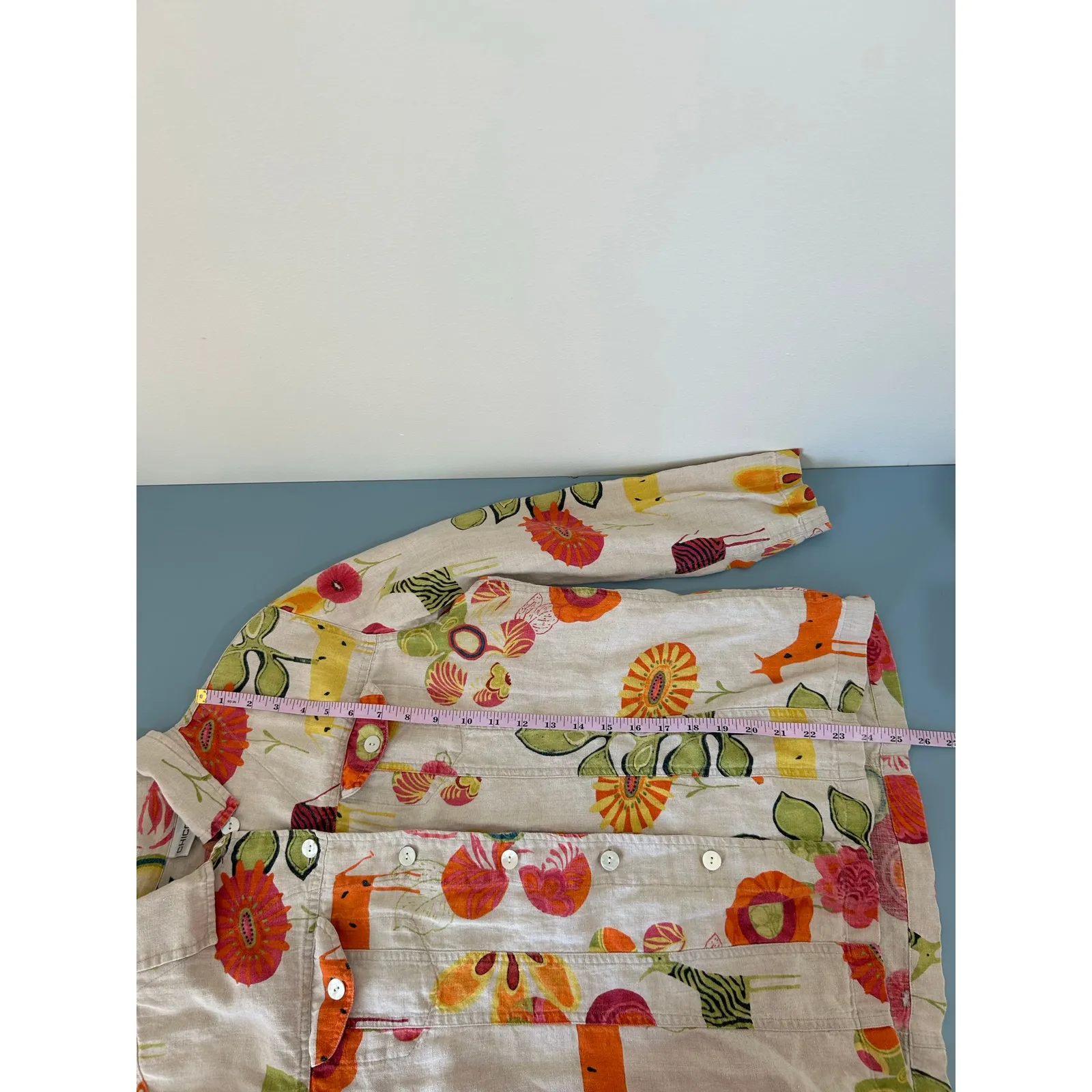 Chicos linen blouse colorful print size L button front - Image 5