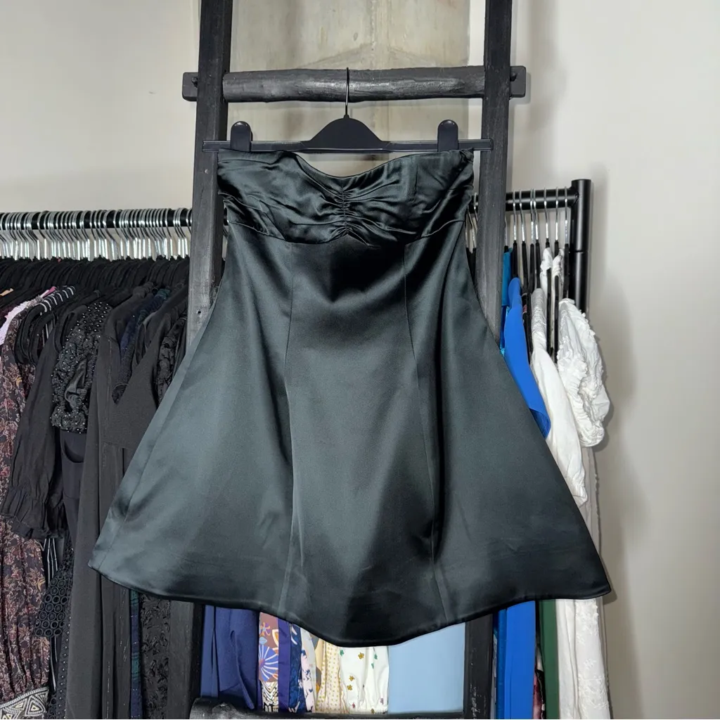 Helsa Heavy Satin Strapless Mini Dress in Black - Image 6