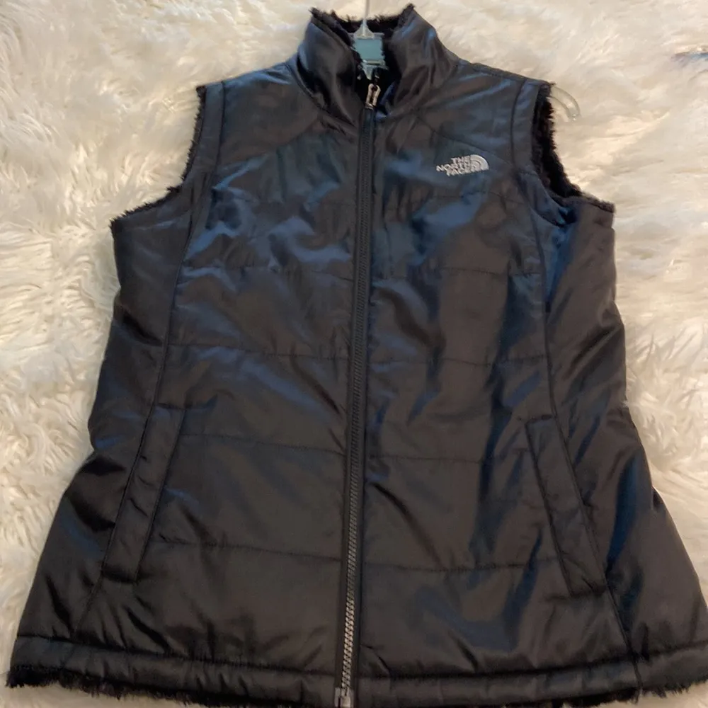 The North Face Two side Vest extremely beautiful black color BNWOT - Image 6