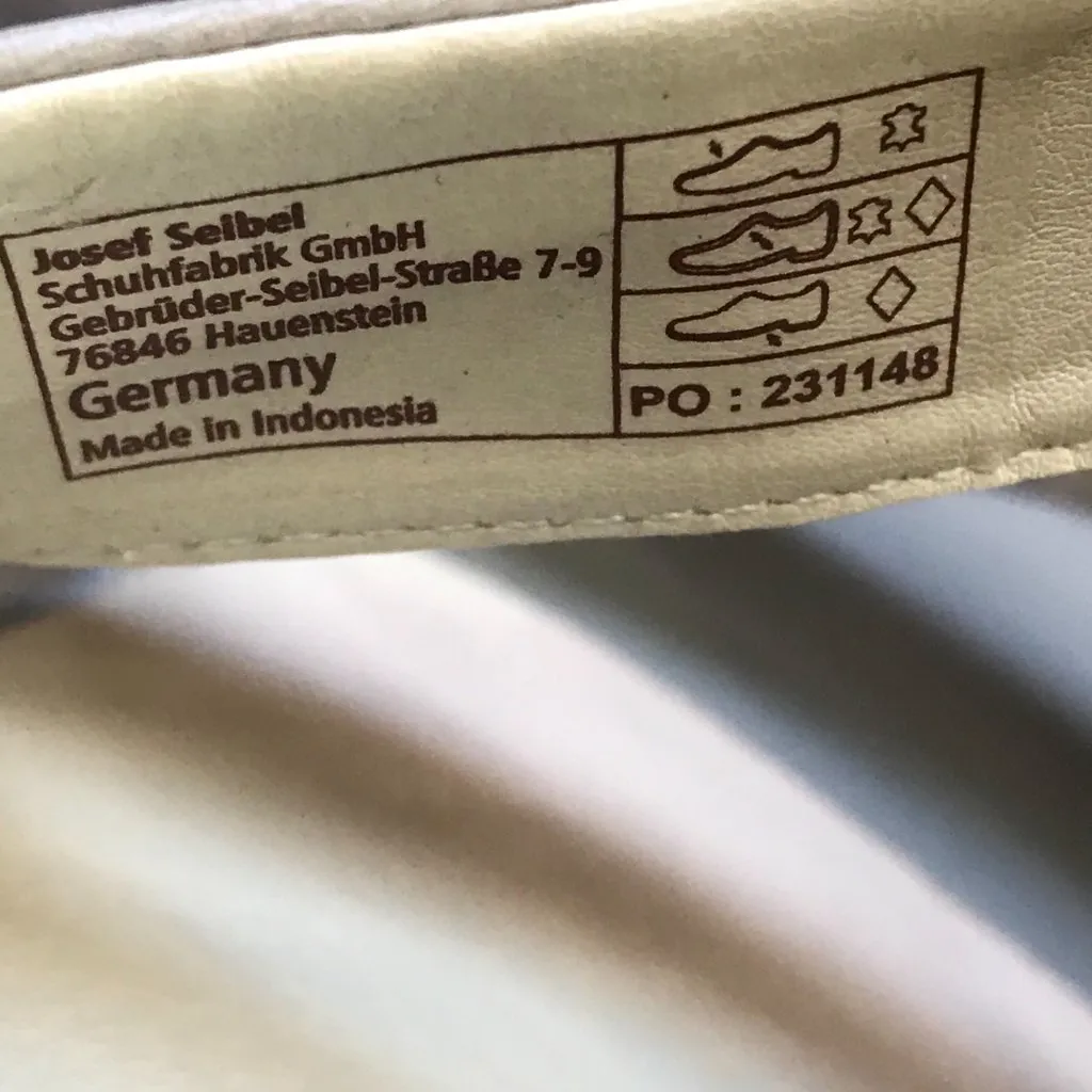 Josef Seibel Fabia Sandals Women's Size 10 - Image 8