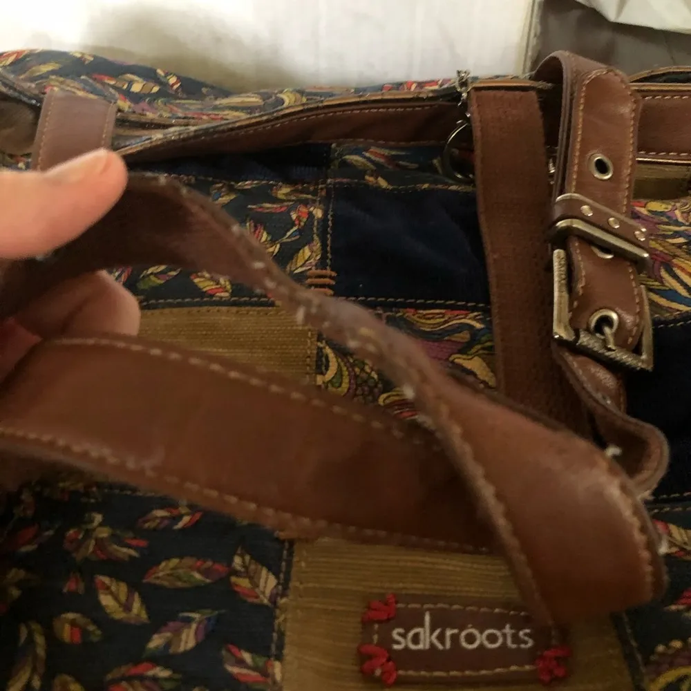 Sakroots Shoulder Bag - Image 12