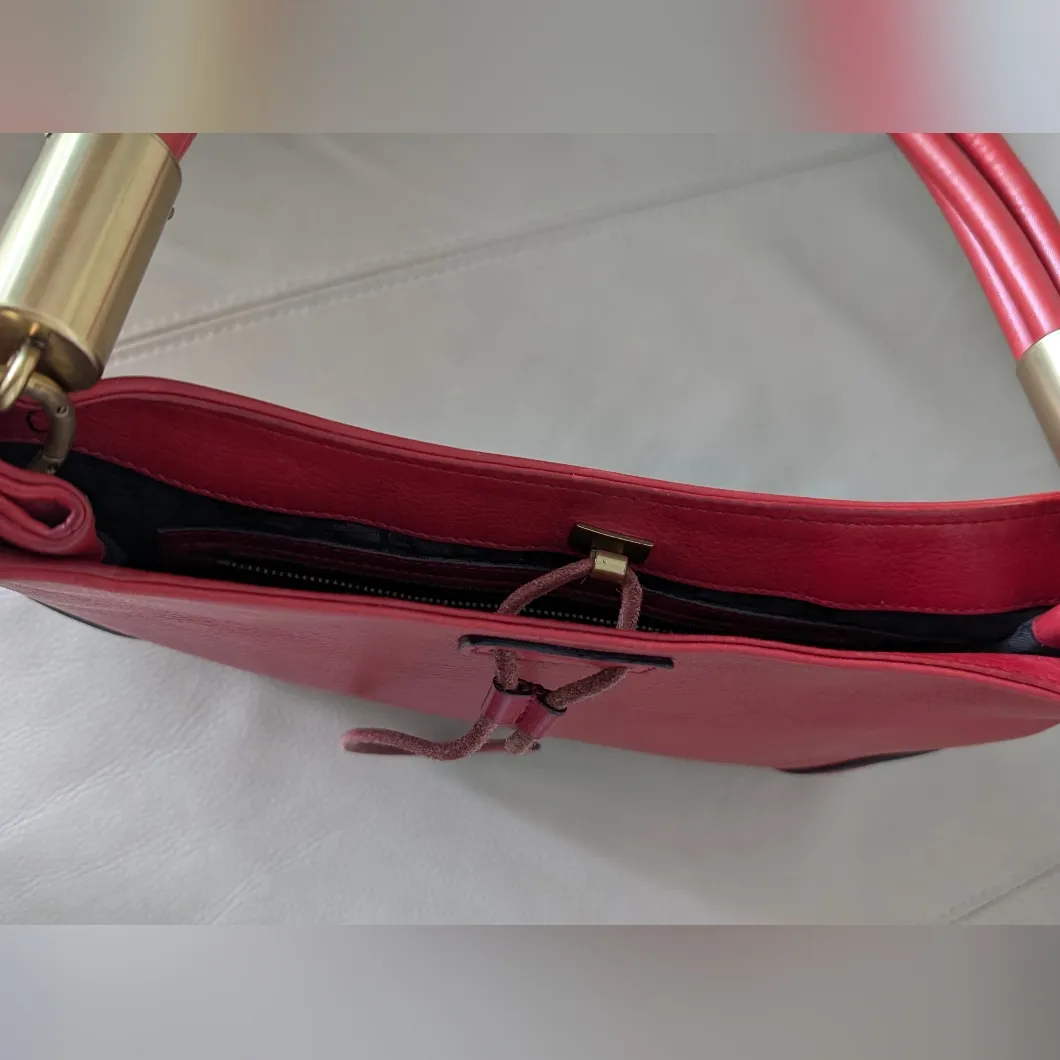 Gucci Red Leather Knot Handle Handbag - Image 11