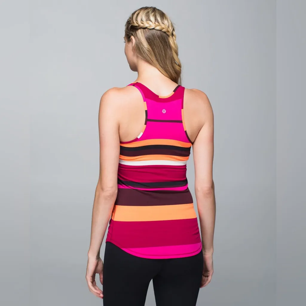 Lululemon Refresh Racer Tank
Blossom Stripe Bumble Berry Ghost - Image 7