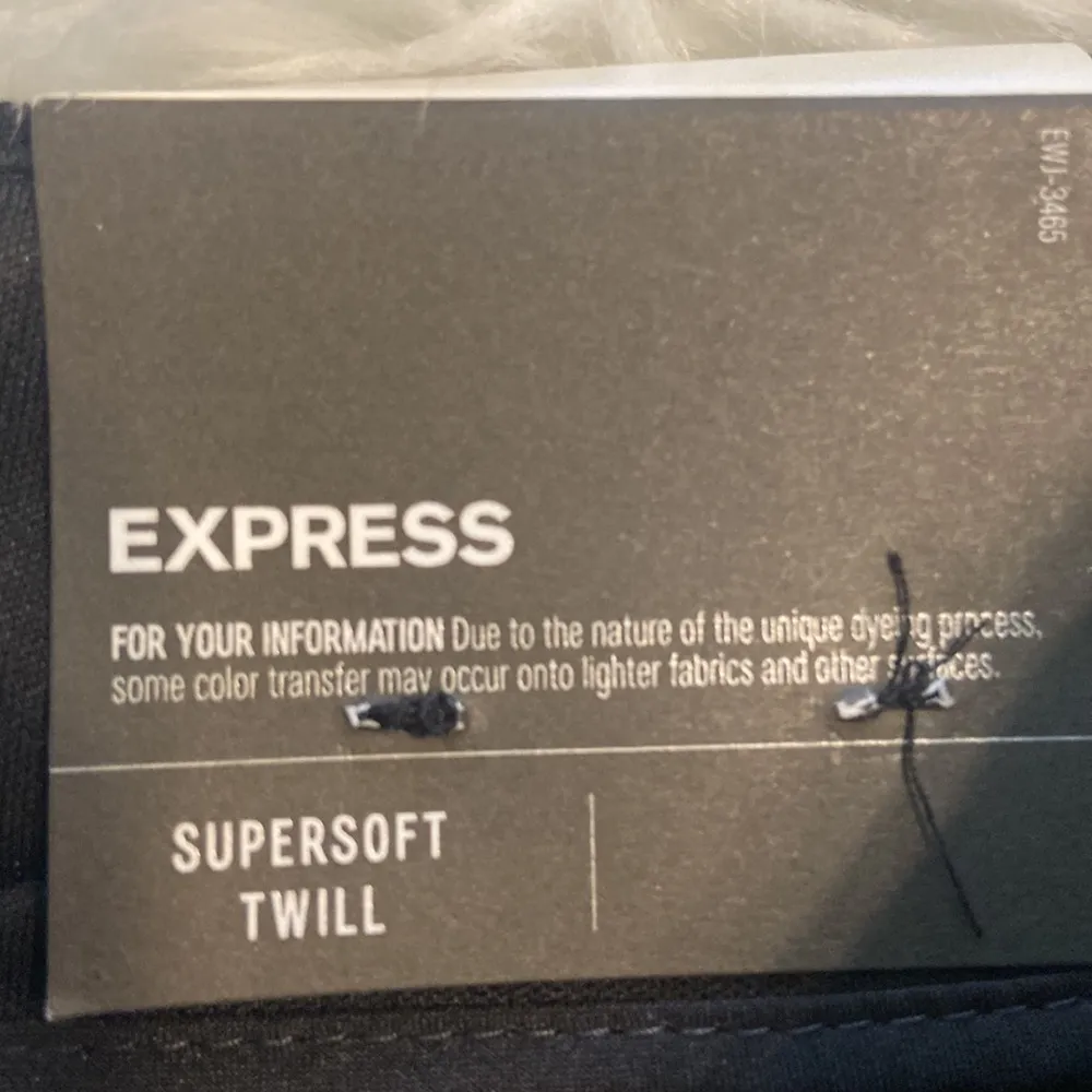 EXPRESS SLINNY HIGH ROSE SUPERSOFT TWILL PANTS SIZE 6R BRAND NEW COLOR BLACK - Image 7