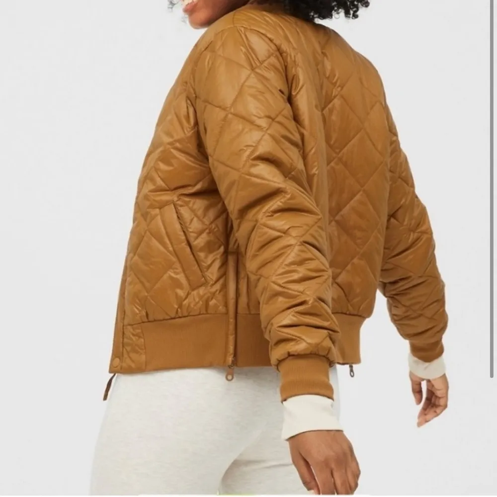 Offline By Aerie Tan Womens XXL Quilted Puffer Bomber Jacket Sherpa Lined Brown‎ - Image 3