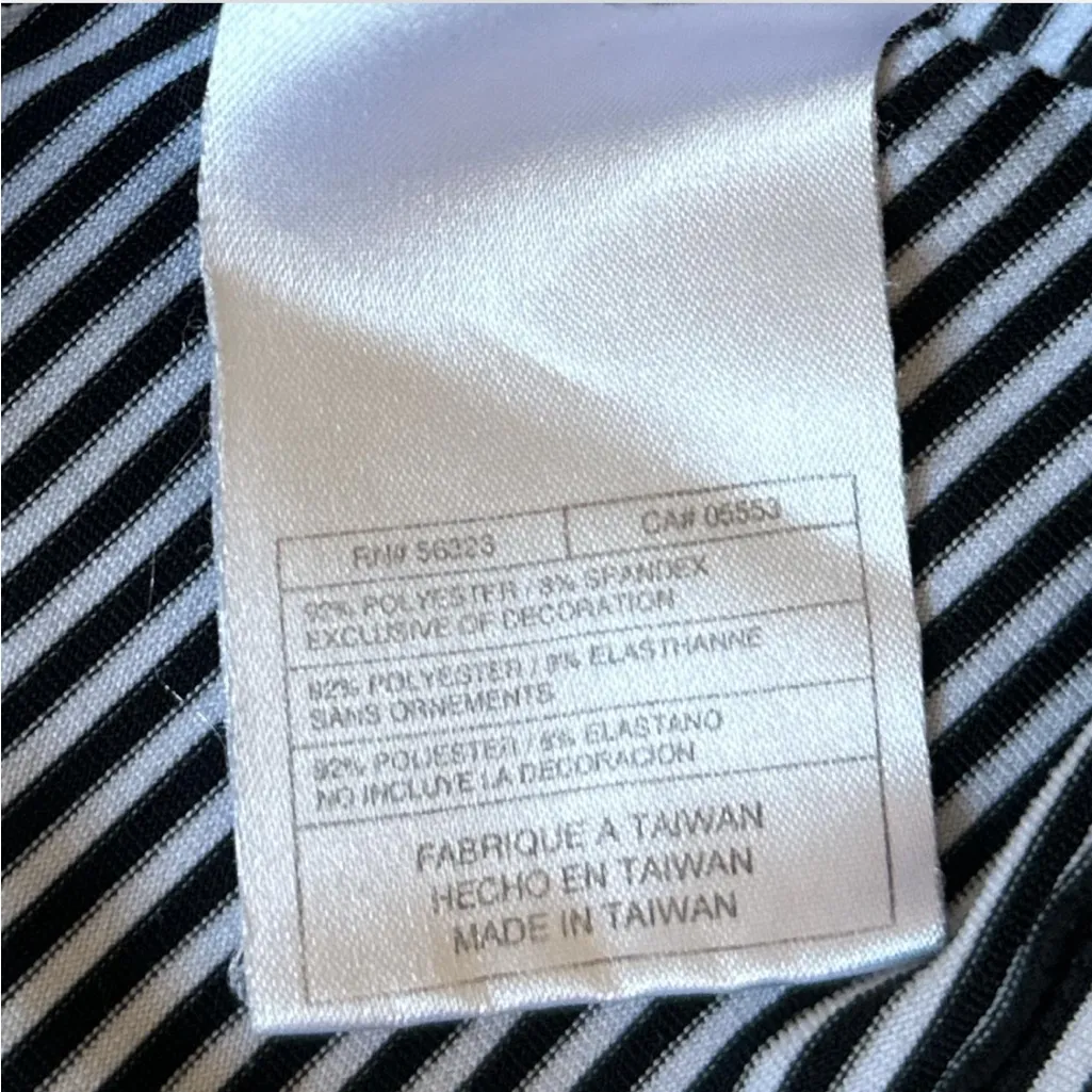 Nike Dri- Fit black and white striped V-neck - Image 6