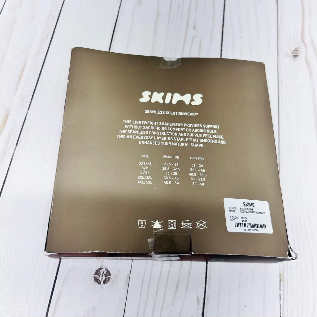 SKIMS NEW Sculpting Bodysuit Brief w/ Snaps in Onyx Size 2X/3X - Image 5