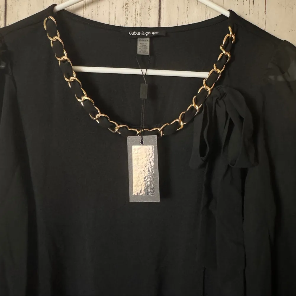 Cable & Gauge  Black Sheer Long Sleeve Gold Bow Detail Neckline Sz XS NWT - Image 3