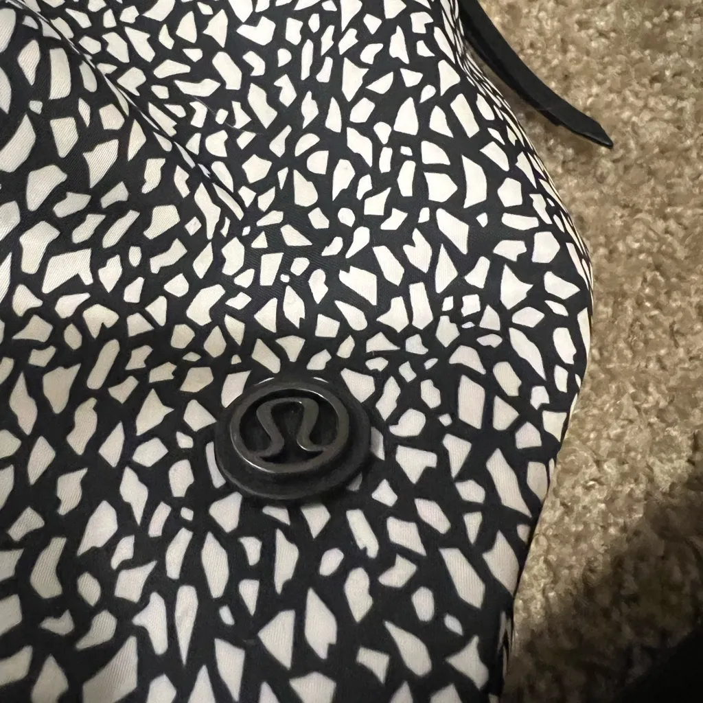 Lululemon Twice as nice tote miss mosaic black - Image 13