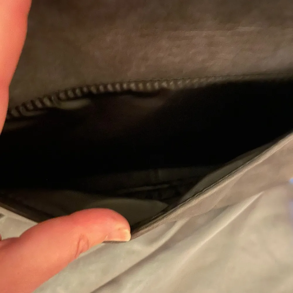 NWT Vintage 1980s gray leather shoulder bag - Image 2