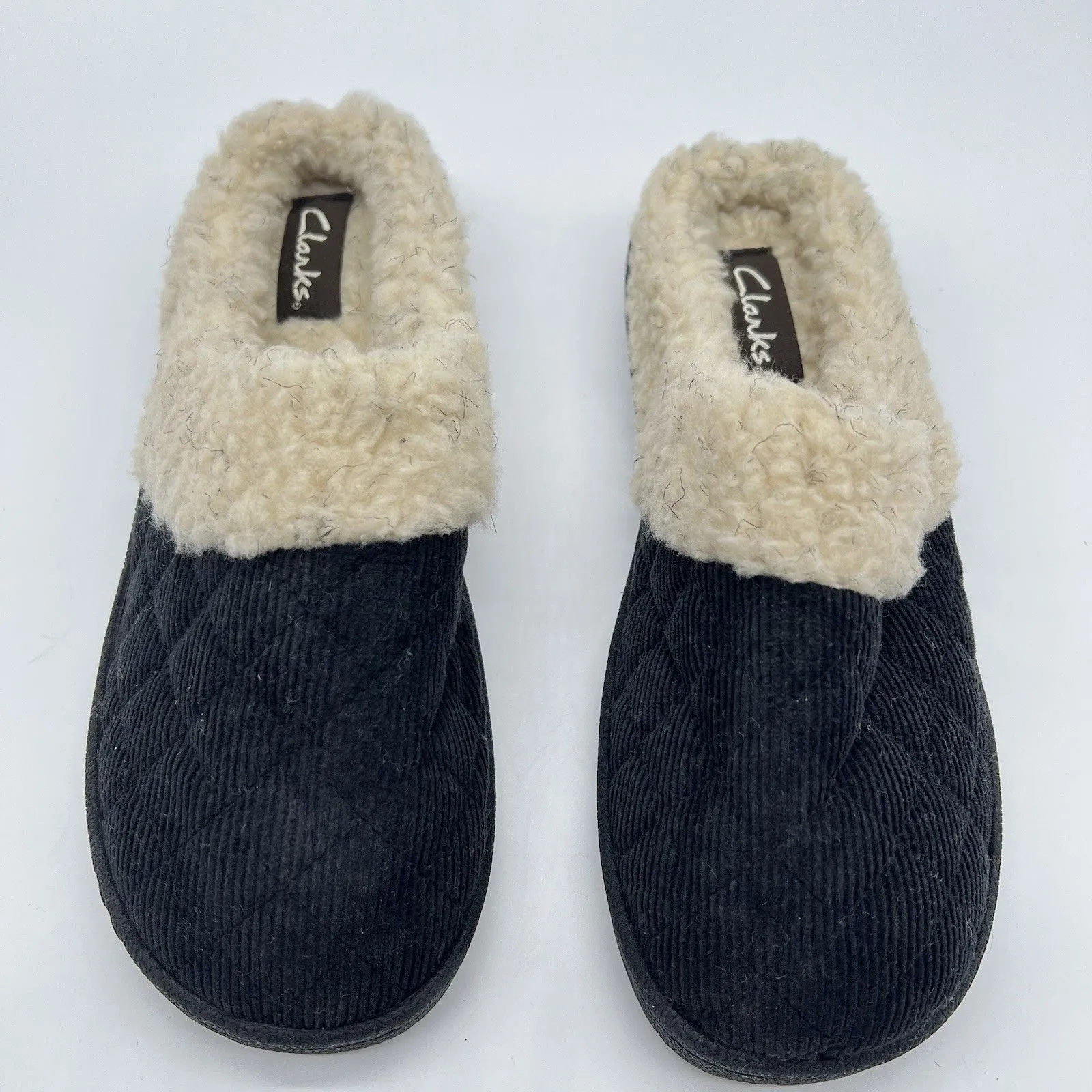 CLARKS Women's Quilted Corduroy w/Faux FurScuff Slipper Model 79413 Black-8-NWOB - Image 5