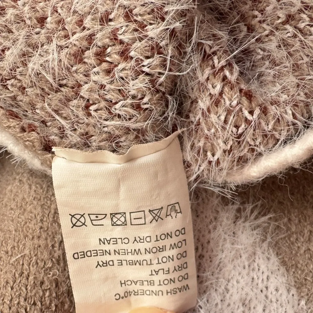 Soft Floral Scallop Trim Oversized Brown V-neck Sweater Cozy Women’s Medium Top - Image 5