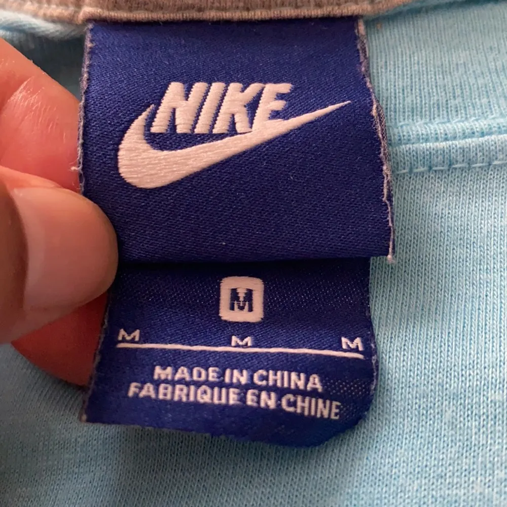 Light Blue Nike Tee Size Medium - Image 4
