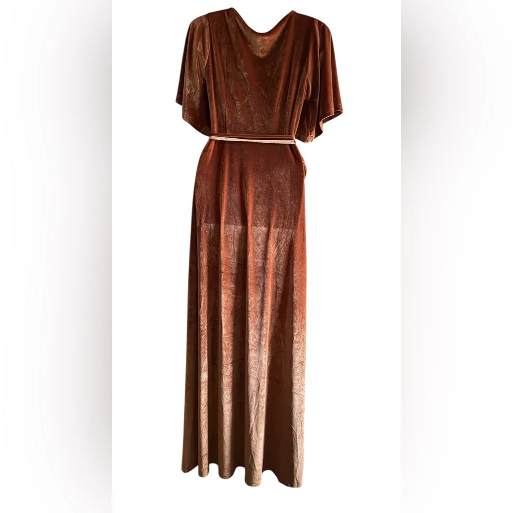 Baltic Born Velvet Maxi Dress in Copper
Meghan Velvet Wrap Maxi
Dress - Image 4