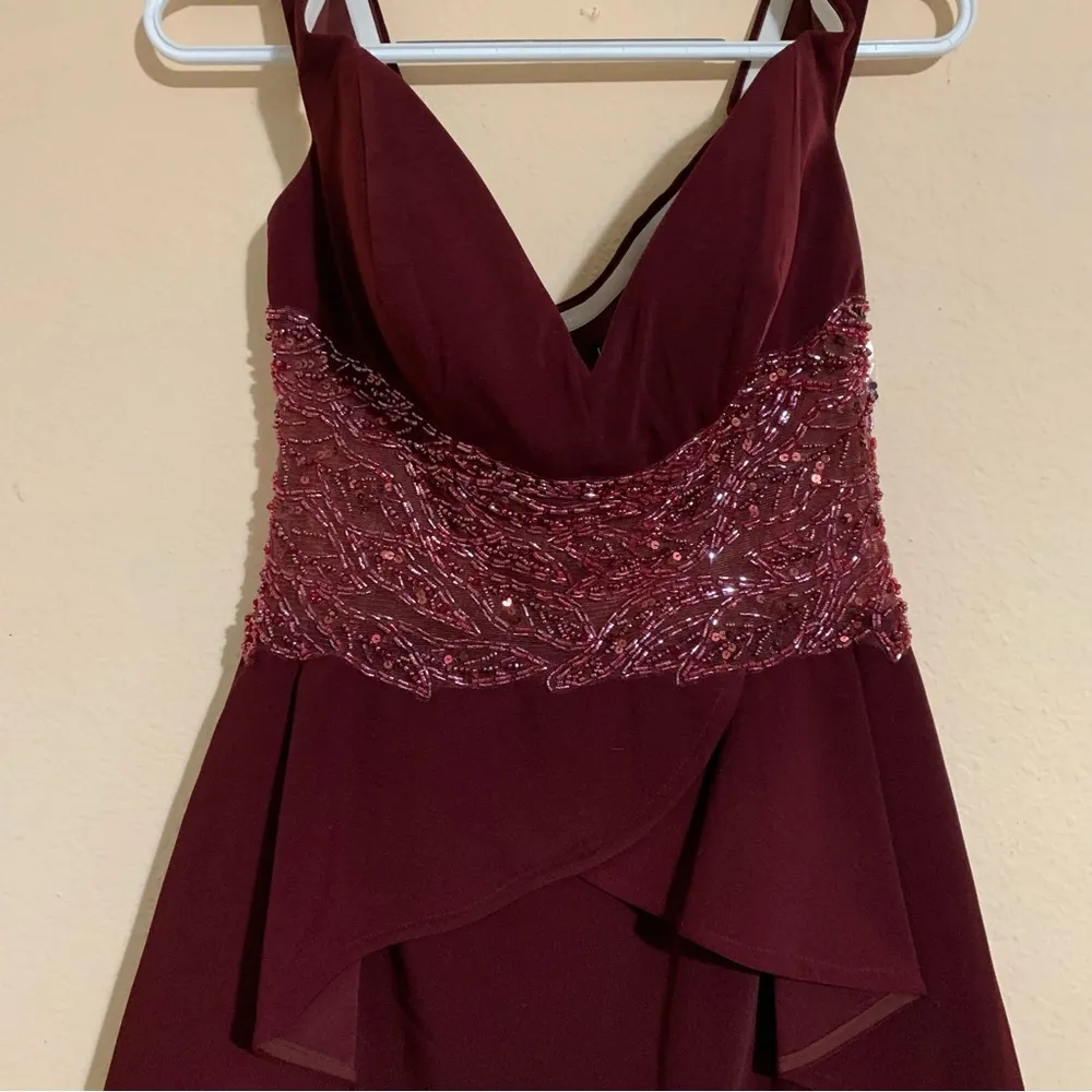 Jovani 04461 Knee Length Glittery Burgundy Cocktail Dress Size 8 - Image 2
