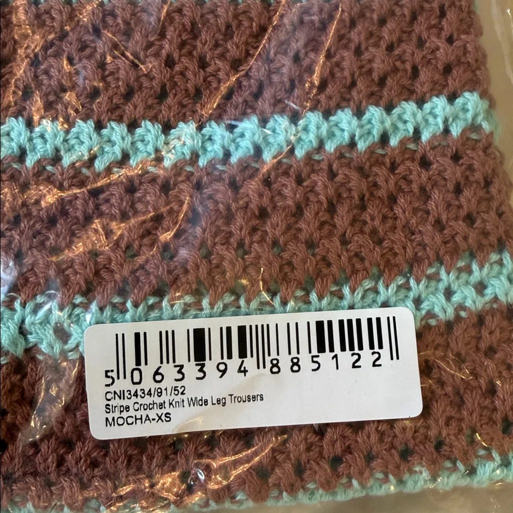NWT PRETTY LITTLE THINGS MOCHA STRIPE CROCHET KNIT WIDE LEG PANTS SZ XS - Image 5