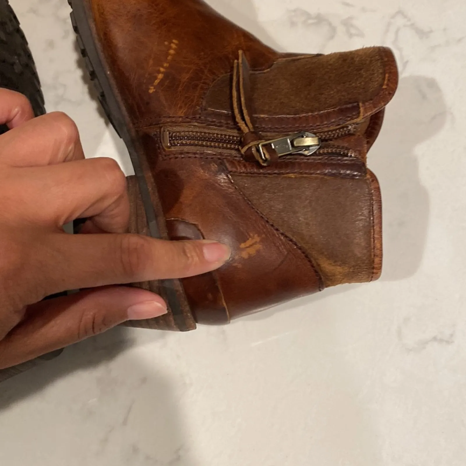 UGG Leather suede Penelope Ankle Boots in Chestnut brown Sherpa footbed size 6 - Image 9