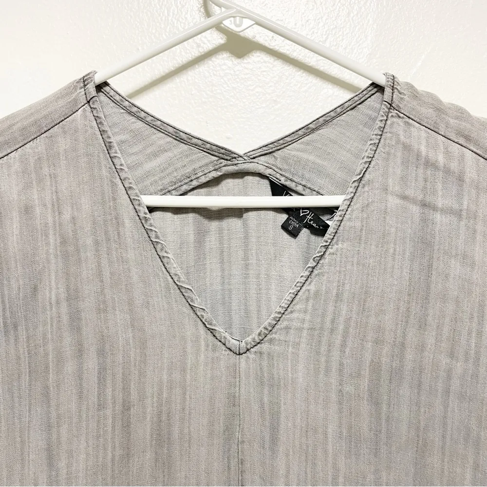 New! Velvet Heart Gray Chambray Knee Length V-Neck Dress - Image 6