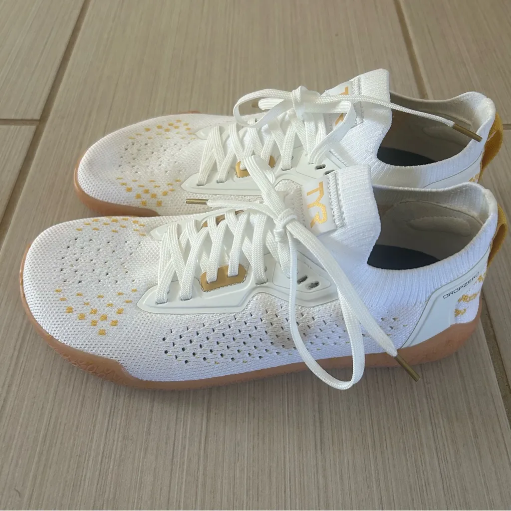 TYR Dropzero Barefoot Trainer Athletic Sneakers Size M7/W8.5 - Image 3